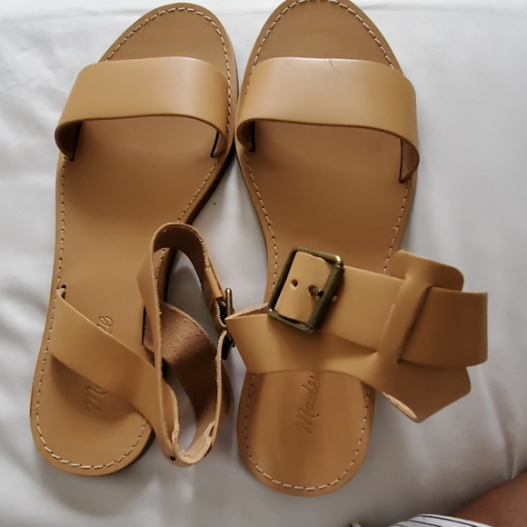 Shoes - Picture 1 of 8